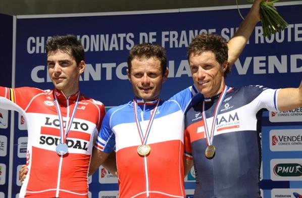 podium-championnat-de-france-cyclisme-2015